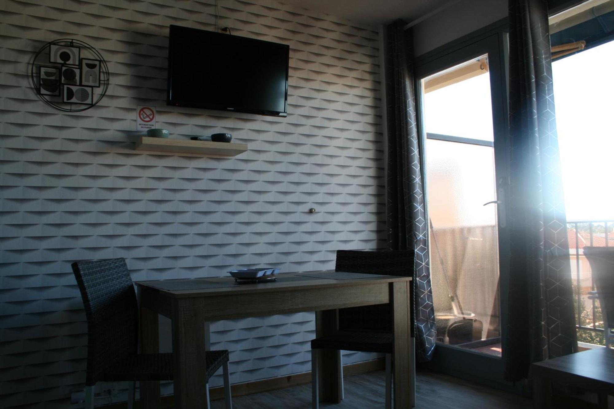 Charmant Studio 20 M De La Plage Canet-en-Roussillon Exterior photo